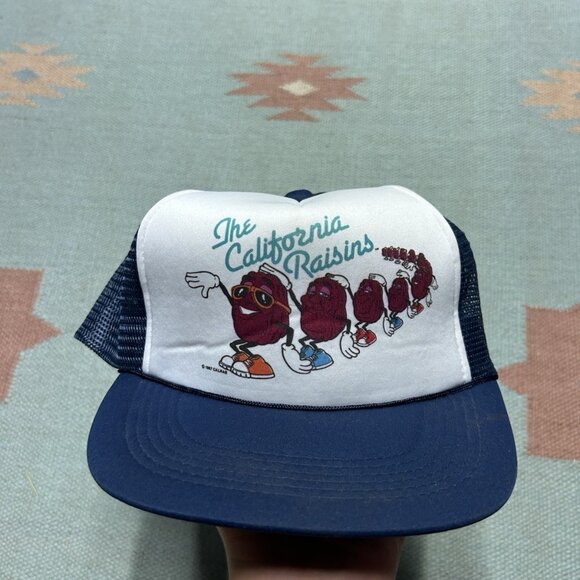 Vintage 80s trucker hat mesh cap the California raisins band 1987 snapback - Picture 2 of 8